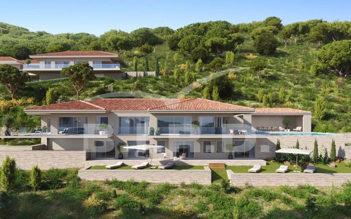 Image No.2-5 Bed House for sale