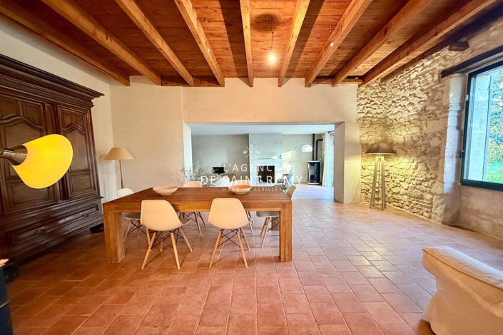 Image No.7-5 Bed House for sale