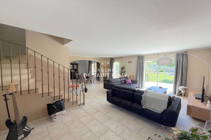 Image No.3-4 Bed House for sale