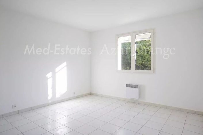 Image No.16-4 Bed House for sale