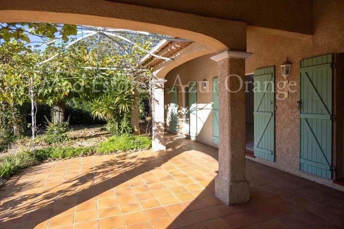 Image No.6-4 Bed House for sale