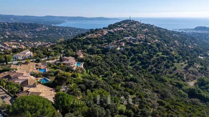 Image No.3-6 Bed House for sale