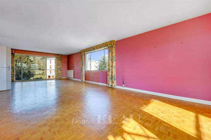 Image No.3-4 Bed Apartment for sale