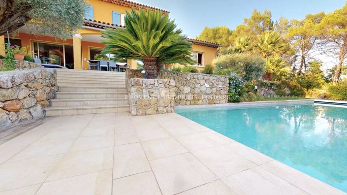 Image No.6-6 Bed House for sale