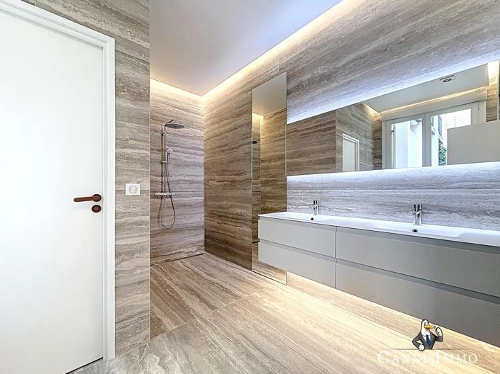 Image No.8-Maison de 3 chambres à vendre à Cannes