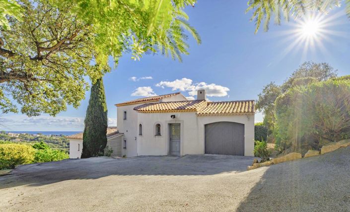 Image No.2-4 Bed House for sale