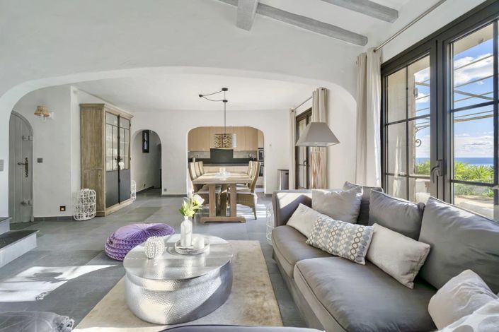 Image No.4-4 Bed House for sale