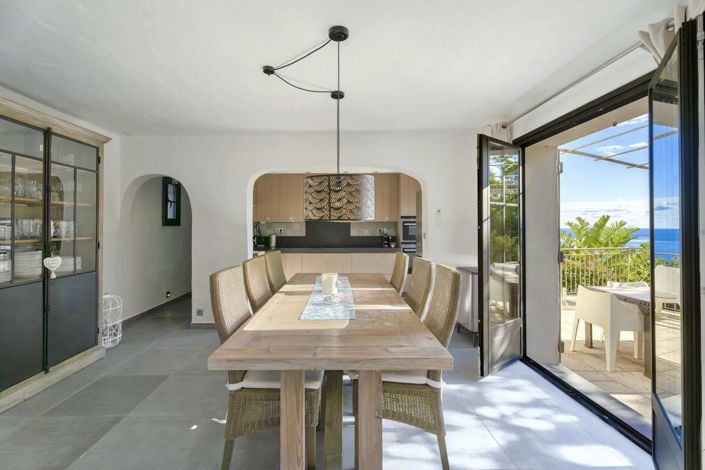 Image No.5-4 Bed House for sale