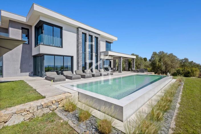 Image No.9-House for sale