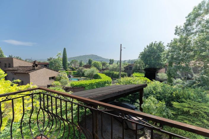 Image No.10-7 Bed House for sale