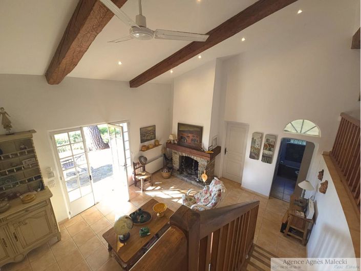 Image No.7-5 Bed House for sale