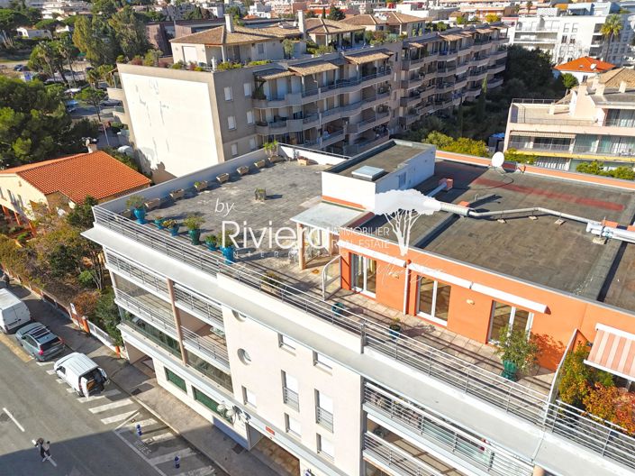 Image No.3-Appartement de 2 chambres à vendre à Cavalaire-sur-Mer