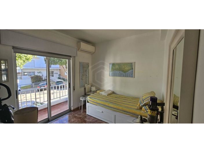 Image No.17-3 Bed Apartment for sale