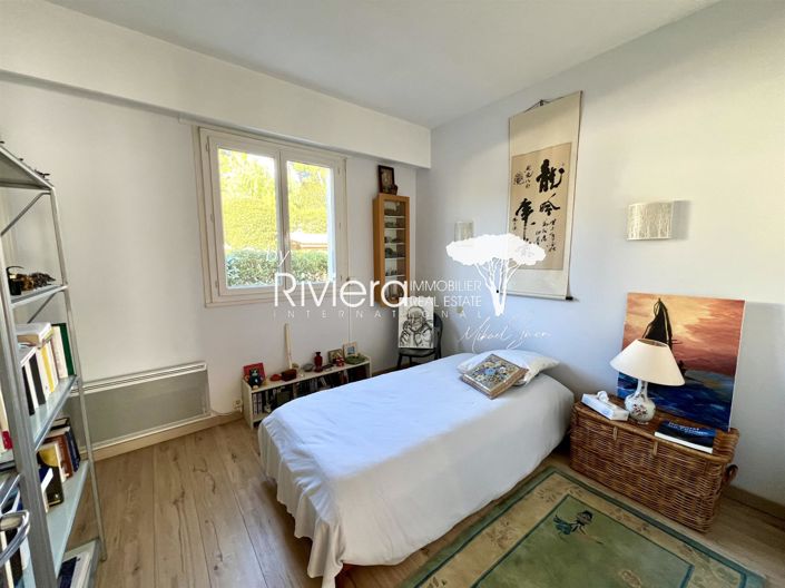 Image No.15-5 Bed House for sale