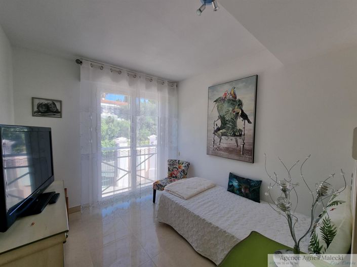 Image No.11-4 Bed Apartment for sale