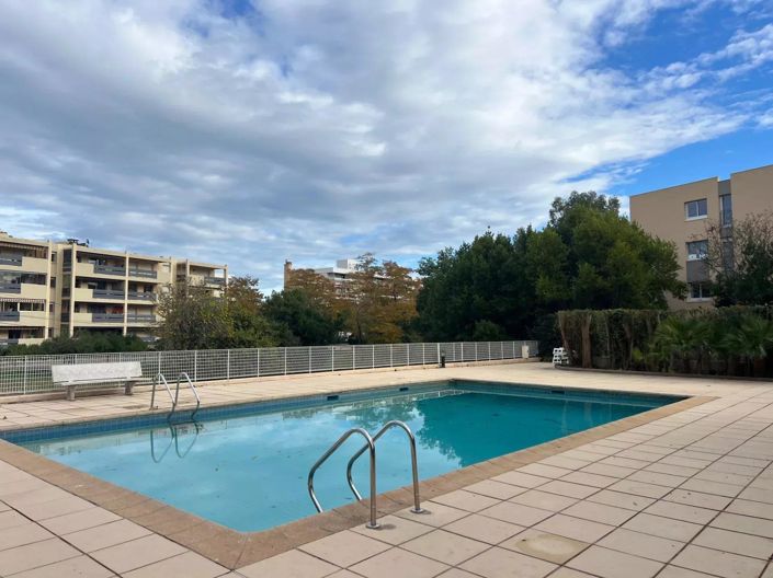 Image No.11-1 Bed Apartment for sale