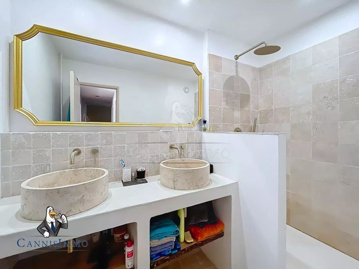 Image No.8-3 Bed Apartment for sale