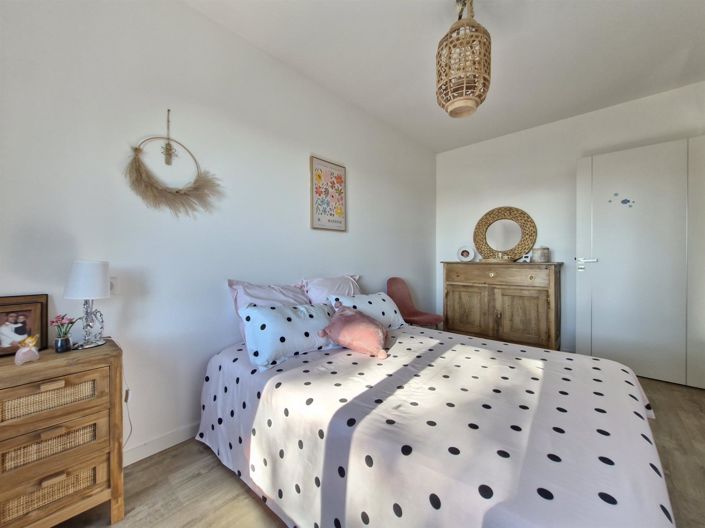 Image No.16-4 Bed House for sale