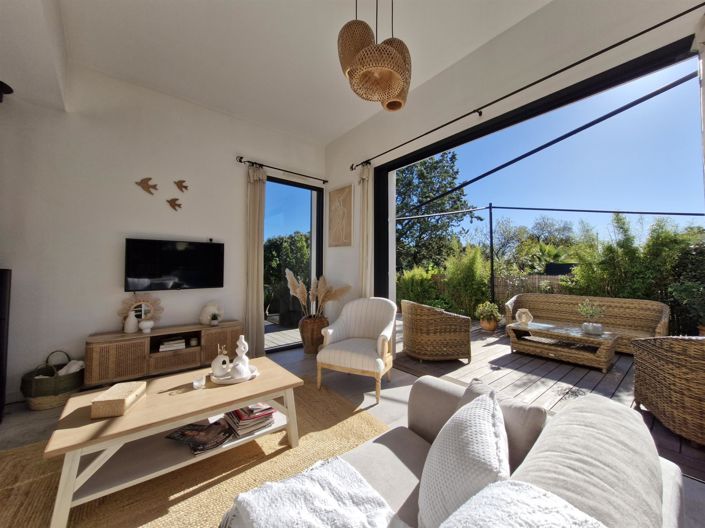 Image No.9-4 Bed House for sale