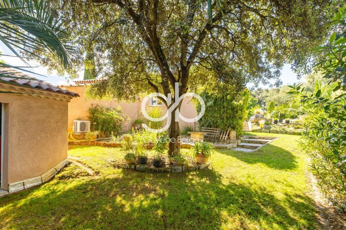 Image No.17-4 Bed House for sale