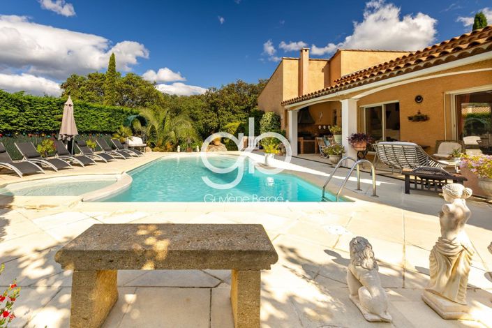 Image No.2-4 Bed House for sale