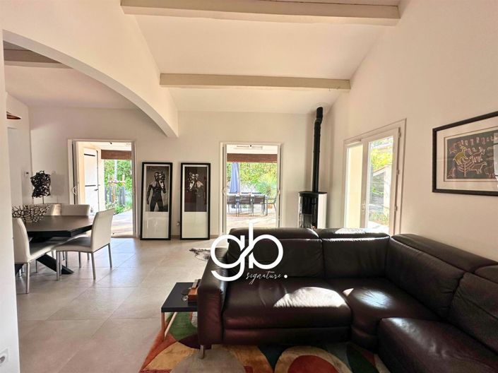 Image No.11-4 Bed House for sale