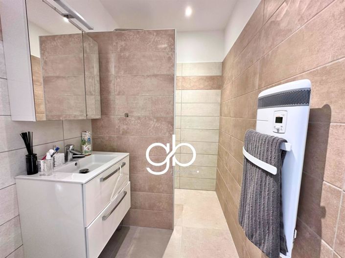 Image No.23-4 Bed House for sale