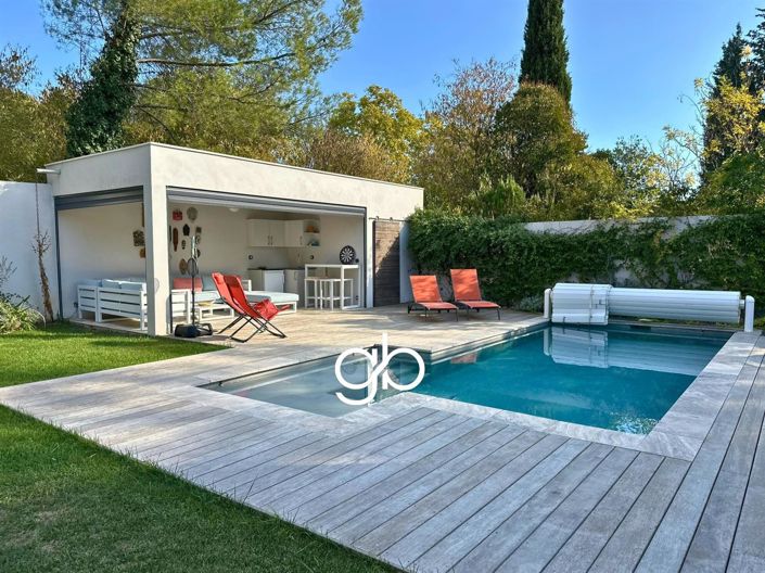 Image No.3-4 Bed House for sale