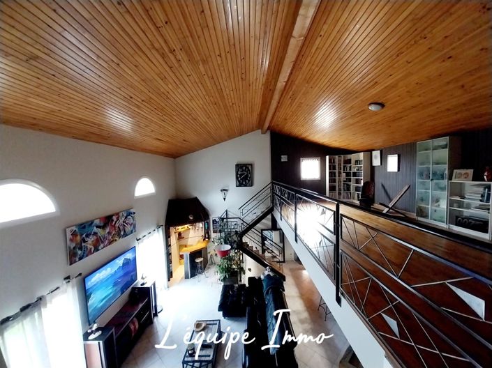 Image No.11-5 Bed House for sale