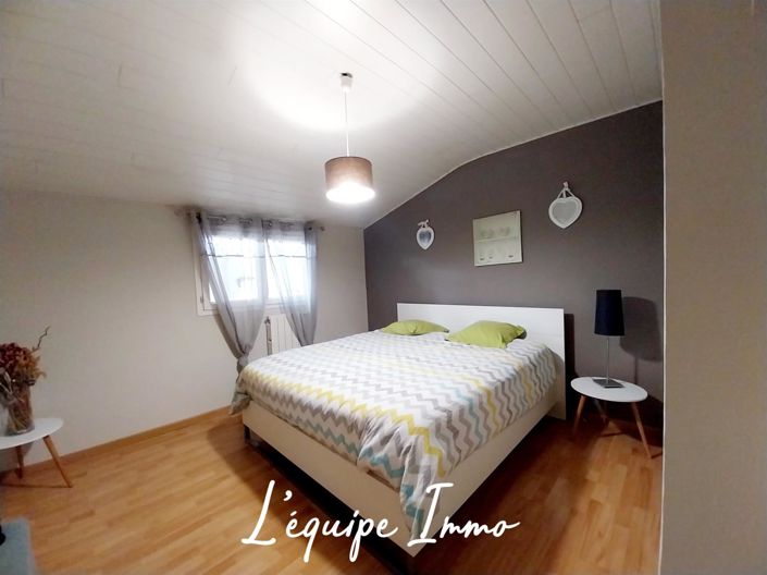 Image No.12-5 Bed House for sale