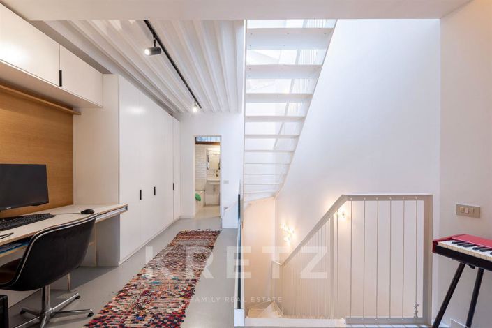 Image No.8-3 Bed House for sale