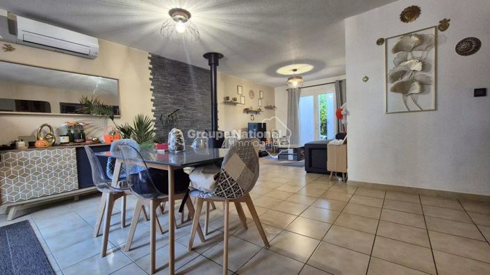 Image No.2-3 Bed House for sale