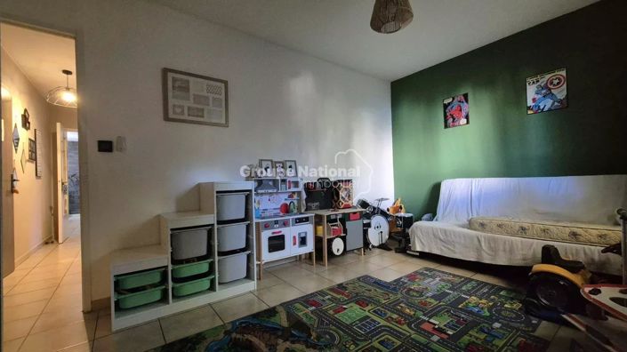 Image No.8-3 Bed House for sale