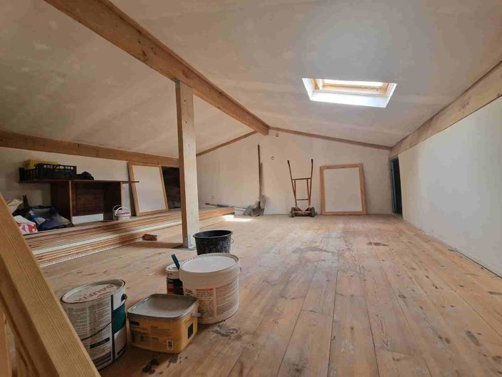 Image No.14-3 Bed House for sale