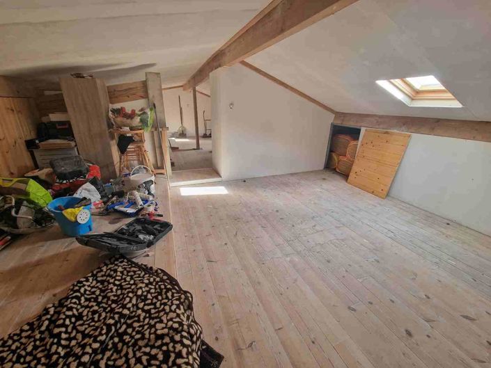 Image No.15-3 Bed House for sale