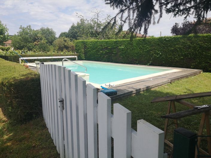 Image No.2-6 Bed House for sale