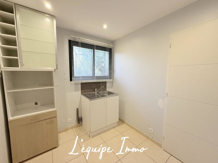 Image No.12-4 Bed House for sale