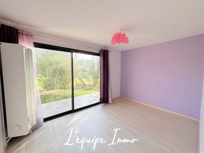 Image No.14-4 Bed House for sale