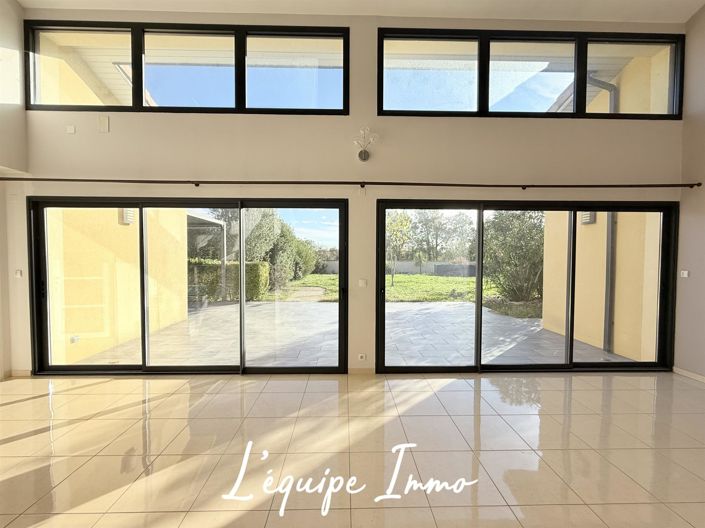 Image No.9-4 Bed House for sale