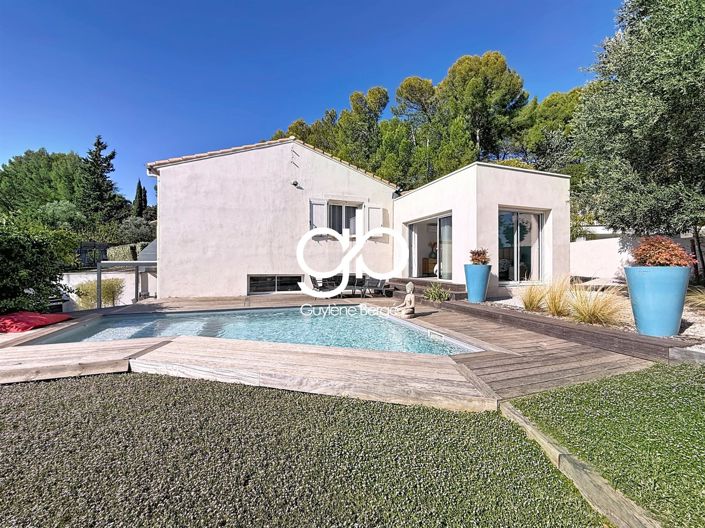 Image No.2-4 Bed House for sale