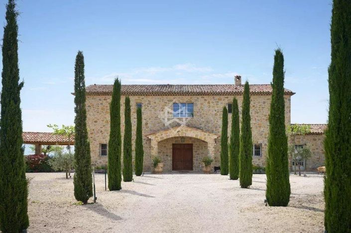 Image No.8-5 Bed House for sale