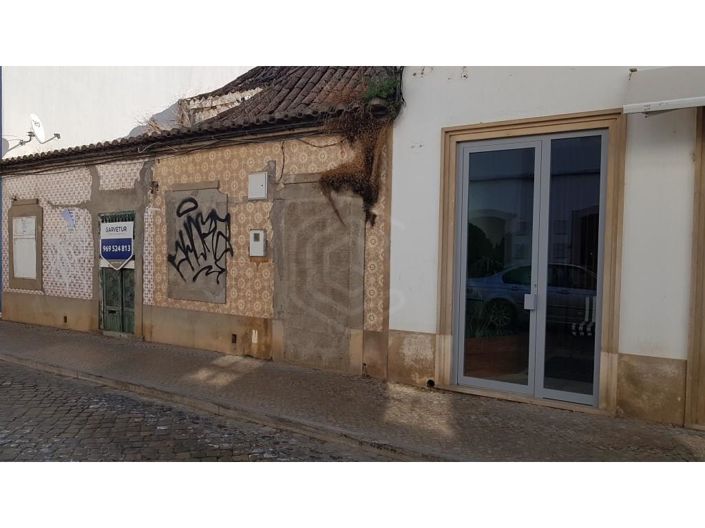 Image No.12-4 Bed House for sale