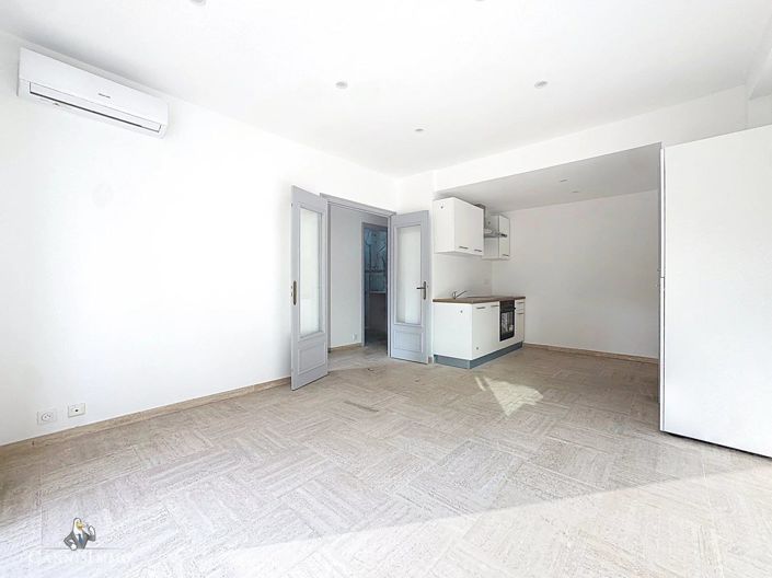 Image No.5-Appartement de 1 chambre à vendre à Cannes