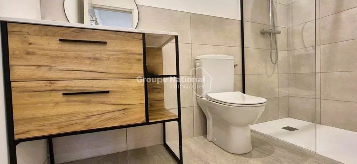 Image No.16-4 Bed House for sale