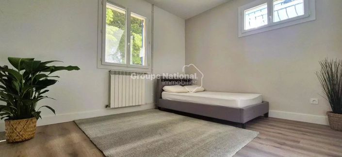 Image No.17-4 Bed House for sale