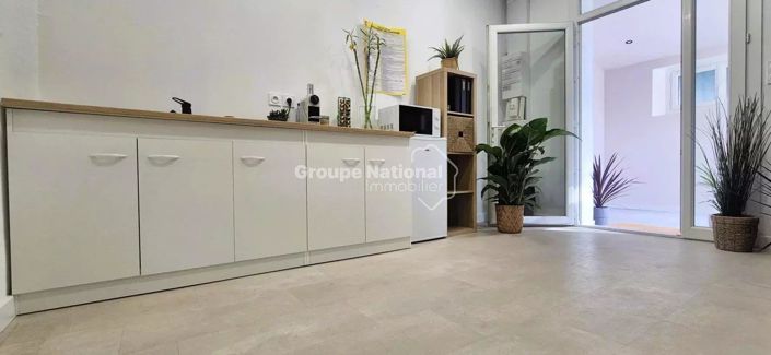 Image No.19-4 Bed House for sale