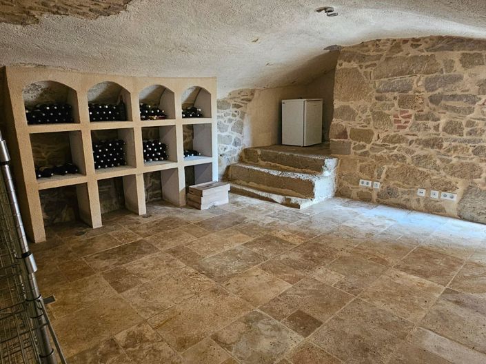 Image No.14-4 Bed House for sale