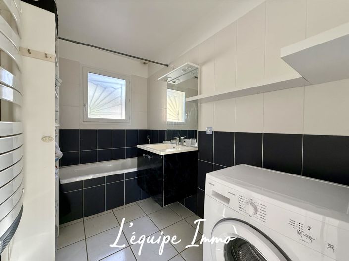 Image No.14-6 Bed House for sale