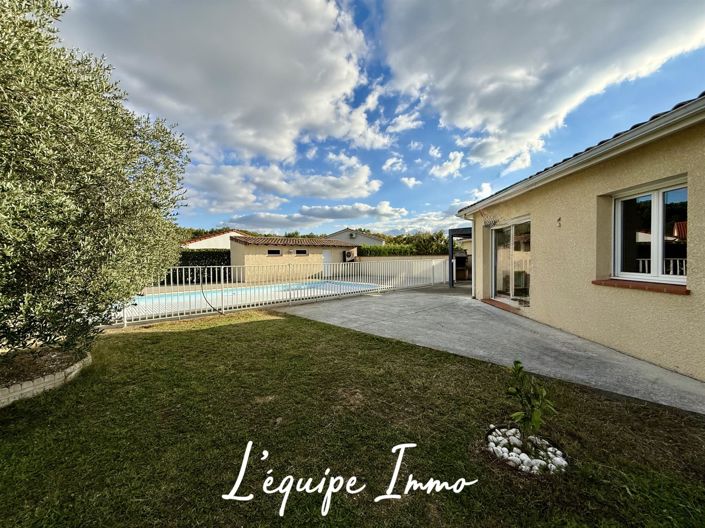 Image No.2-6 Bed House for sale