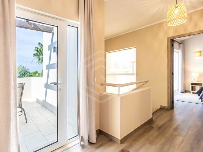 Image No.19-2 Bed House for sale